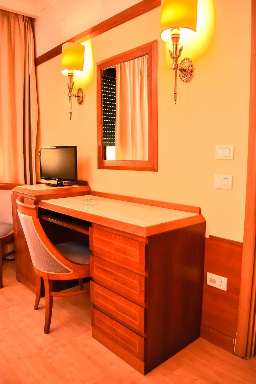 Hotel Miravalle Naples Luaran gambar